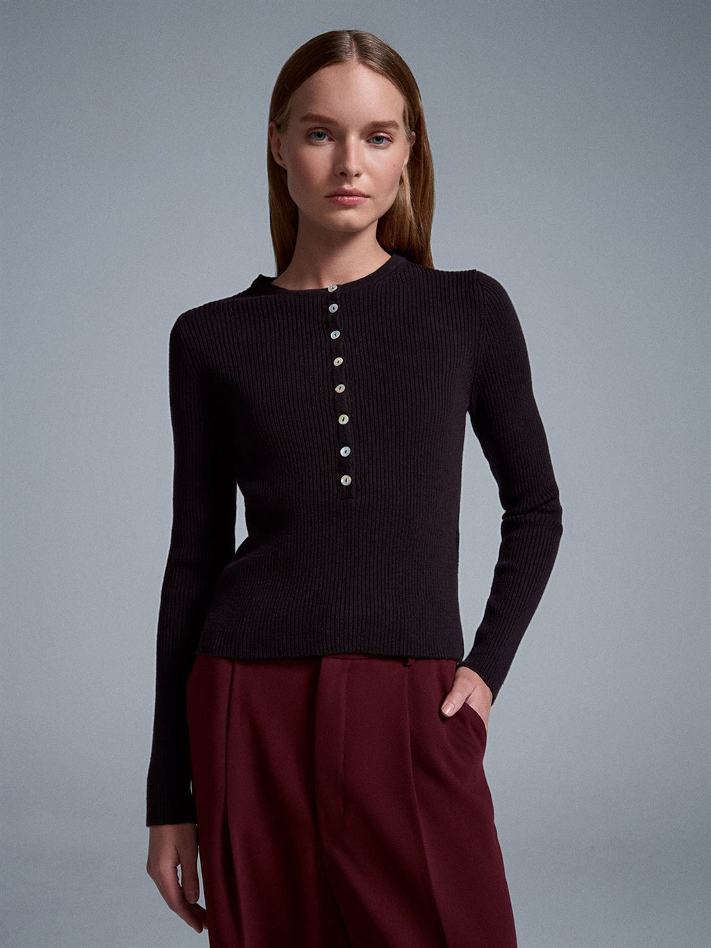 Ribbed Buttoned Top