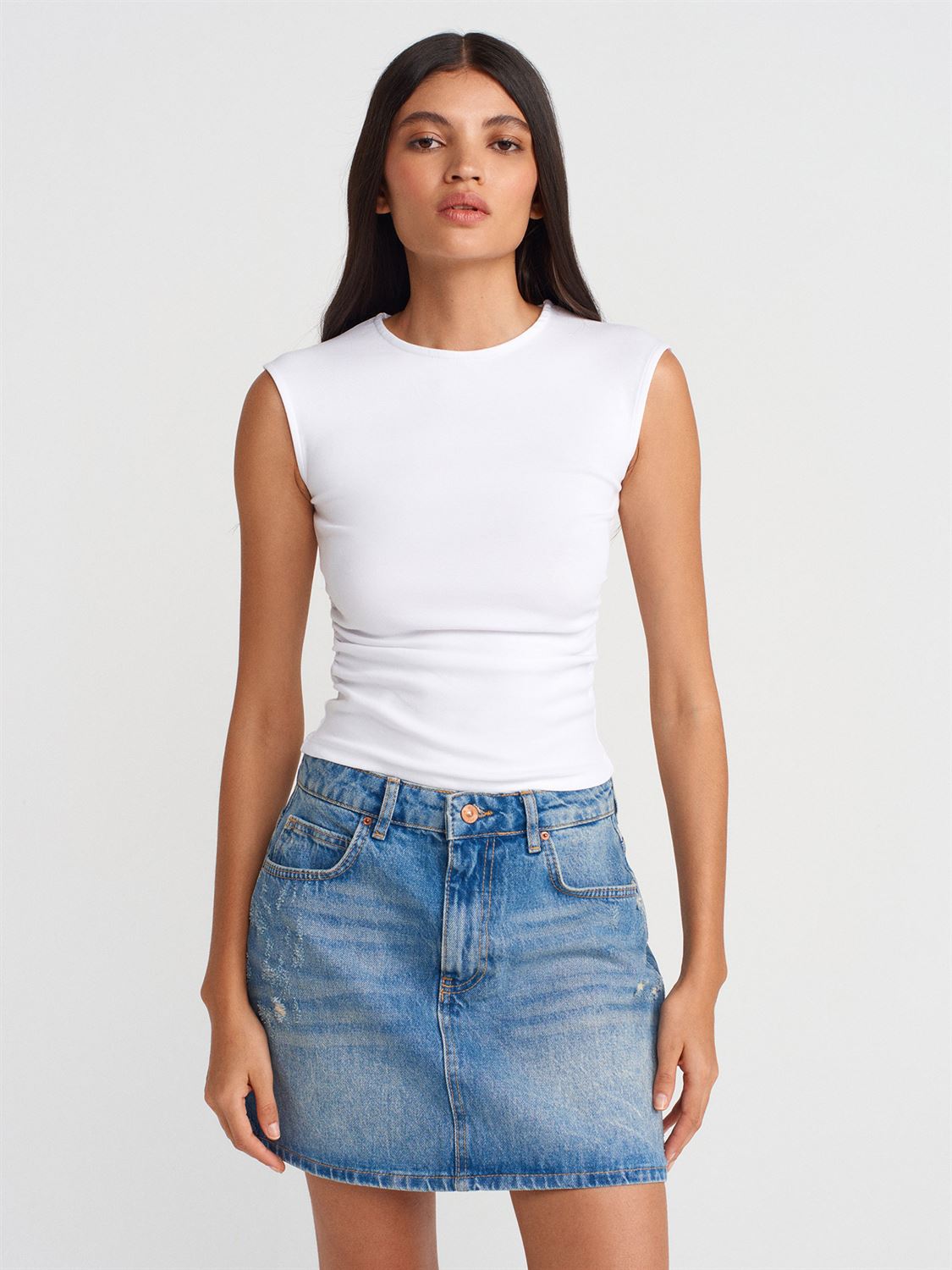 Basic T-Shirt
