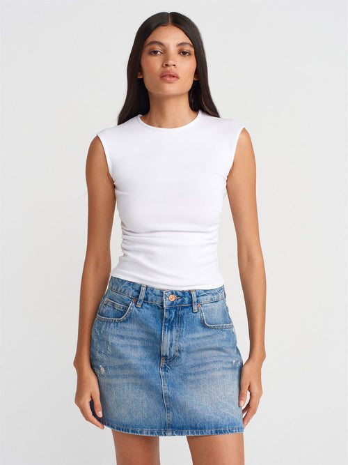 Basic T-Shirt