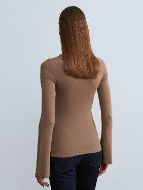 Fitted Long Sleeve Top