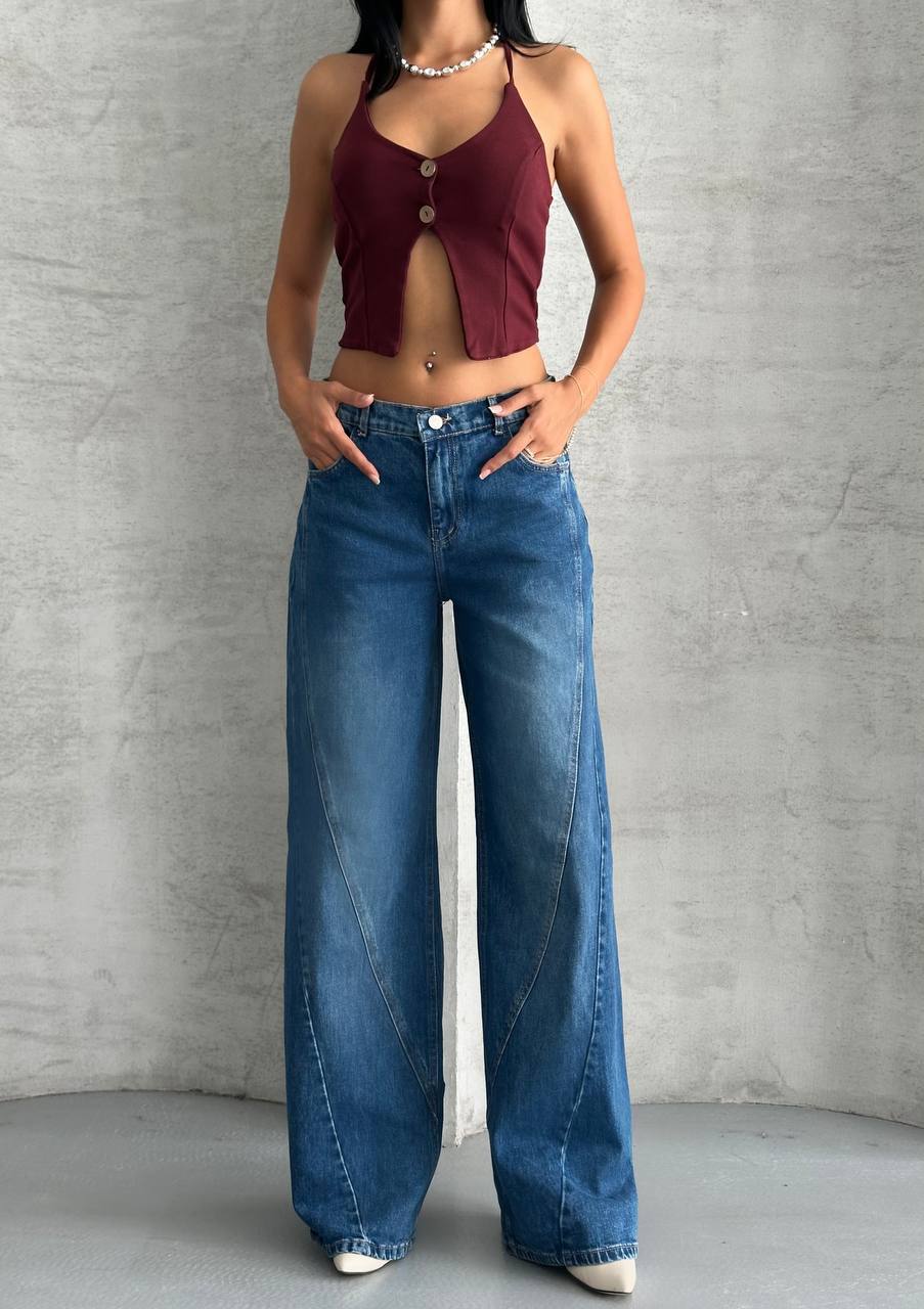 Mid-Rise Baggy Jeans