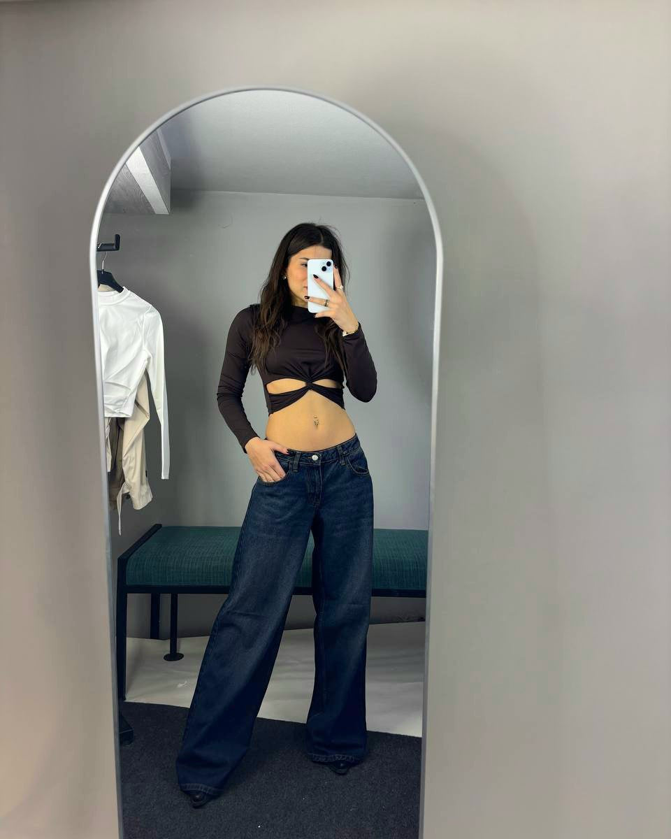 Low-Waist Baggy Jeans