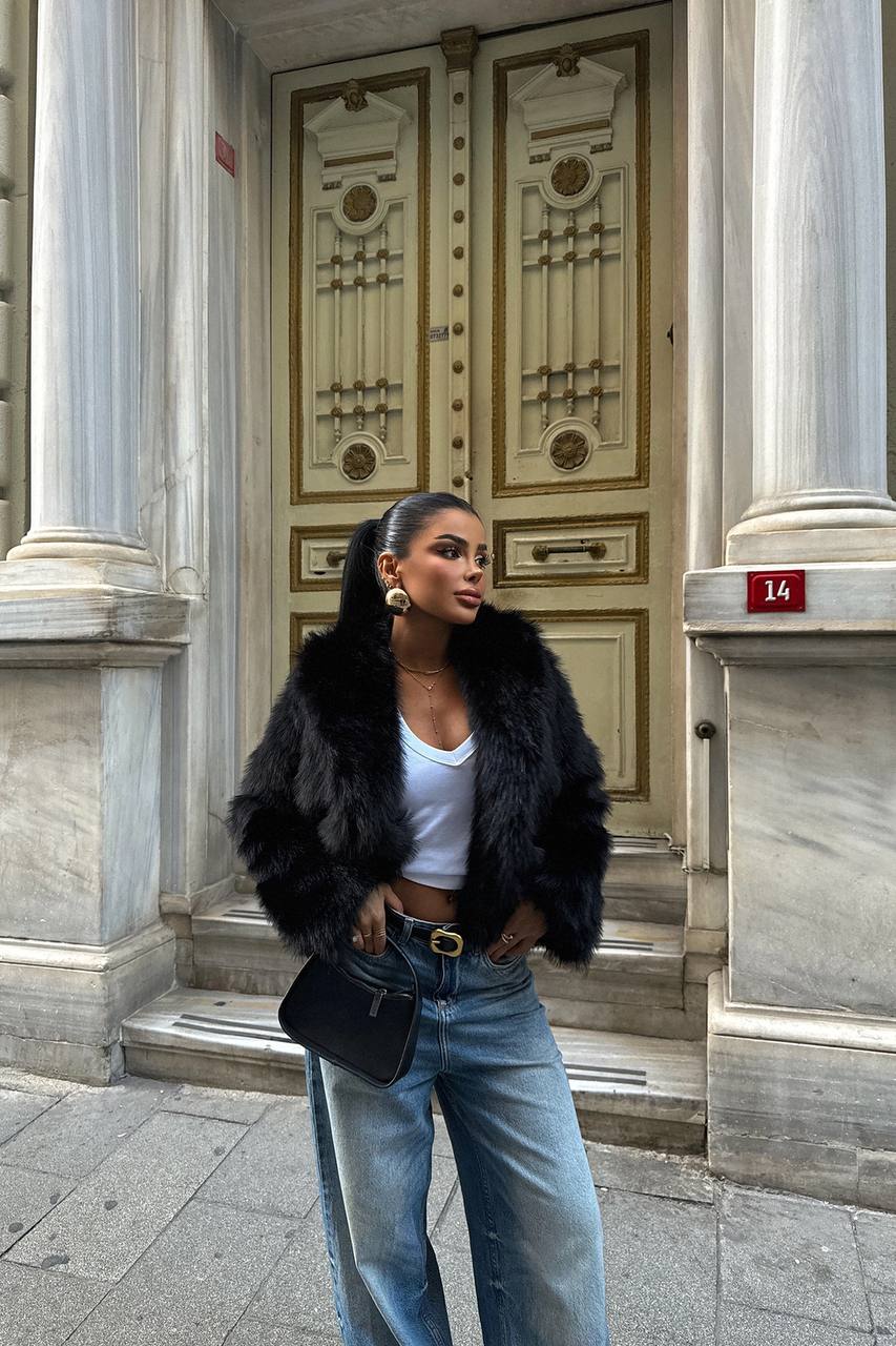 Cropped Faux Fur Jacket