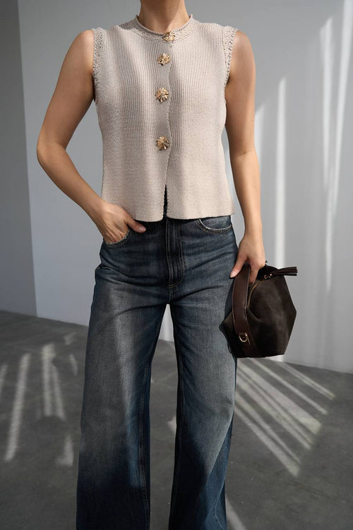 Buttoned Vest