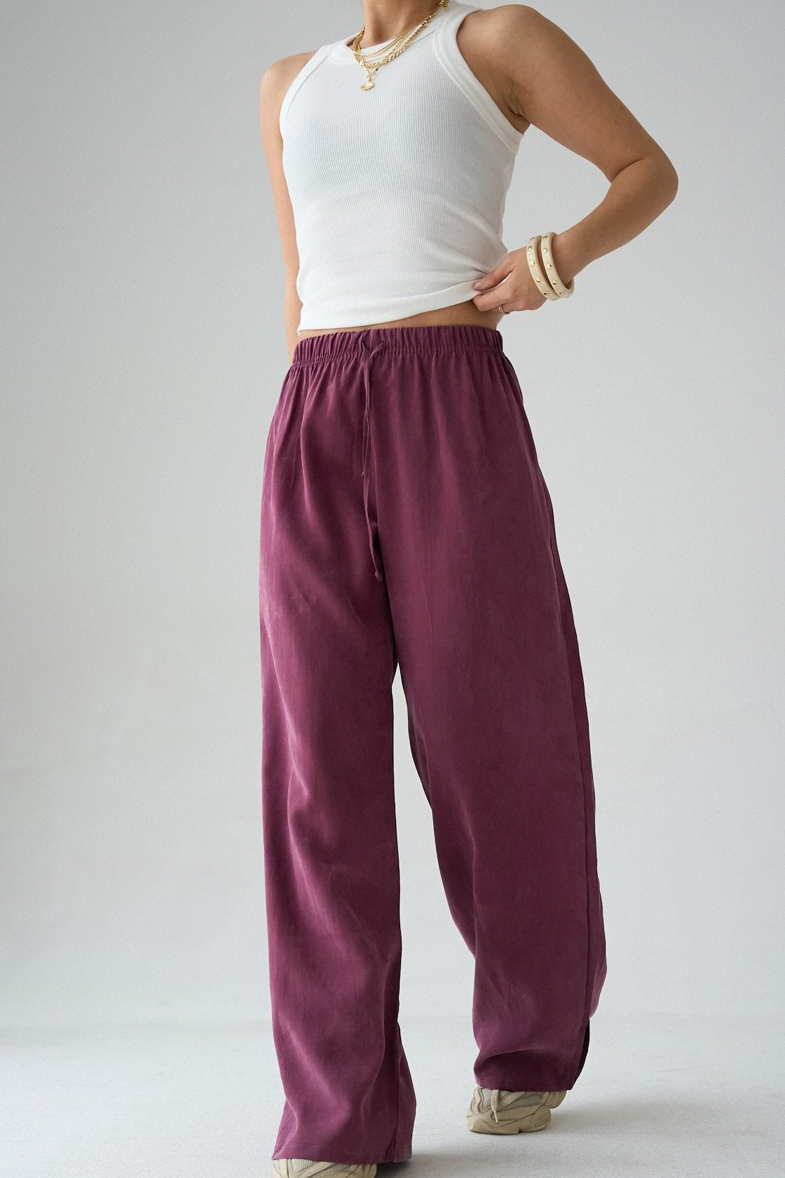 Relaxed Wide-leg Trouser