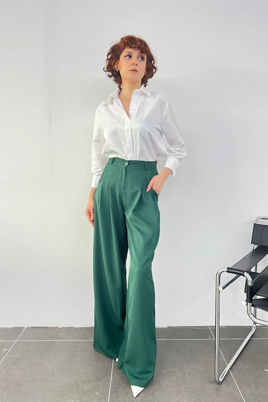 Pleated Flowing Trousers