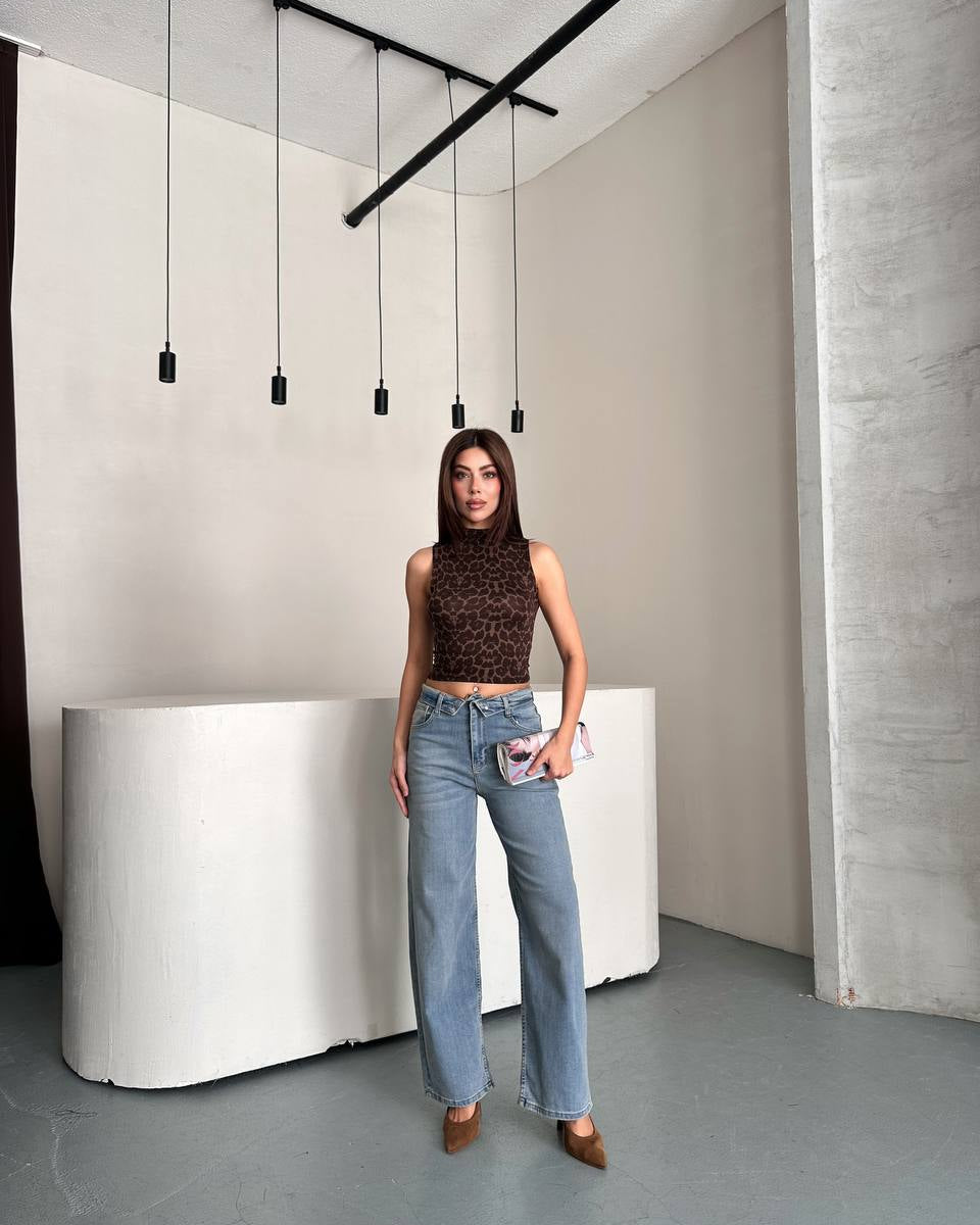 Straight-Leg jeans